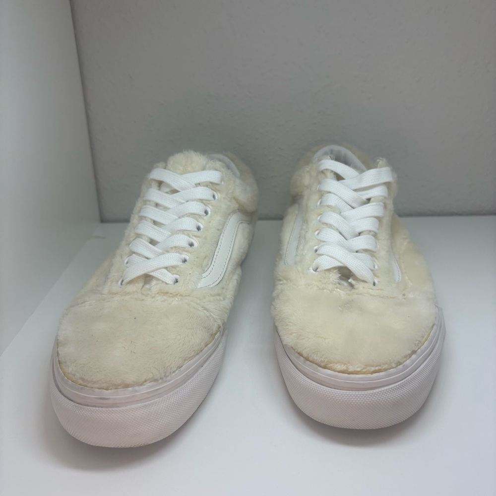 Vans Old Skool Sherpa Faux Fur Rare White Cream Sneakers - Picture 2 of 7